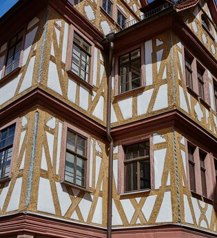 Haus der Vier Gekrönten | © P. Frischmuth/TLT
