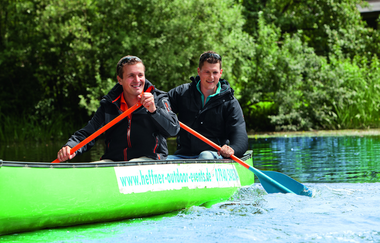 Zwei Personen sitzen in einem Kanu | © Touristikgemeinschaft Hohenlohe e. V. | Heffner Outdoor Events