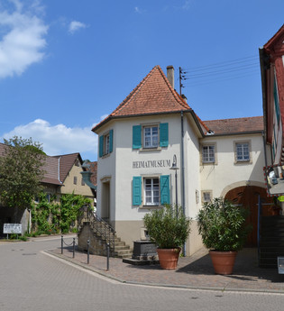 Blick auf die Fassade des Heimatmuseum Hoffenheim | © Stadt Sinsheim