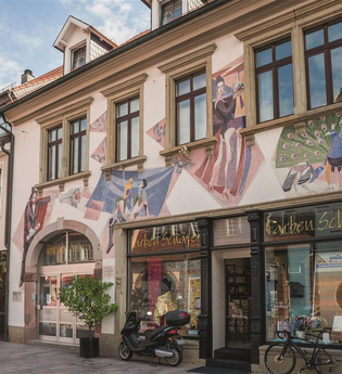 Heinz Friedrich: Mit Farben zaubern | © Stadt Schwetzingen