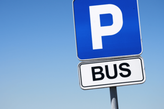 Schild Busparkplatz | © Hohenloher Perlen