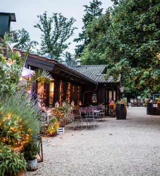 Biergarten der Heuchelberger Warte | Leingarten | HeilbronnerLand | © Heuchelberger Warte