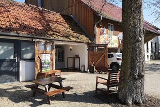 Rastmöglichkeit mit Hofladen-Automaten | © Hohenlohe + Schwäbisch Hall Tourismus e. V.