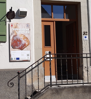 Feuersteinmuseum_Ausstellungseingang in Schalfelden | © Hohenlohe + Schwäbisch Hall Tourismus e. V.