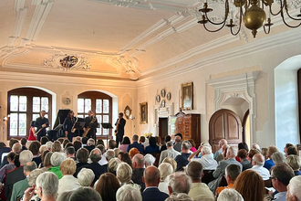 Konzertgenuss im Barocksaal Schloss Langenburg | © Touristikgemeinschaft Hohenlohe e. V. | Kulturstiftung Hohenlohe