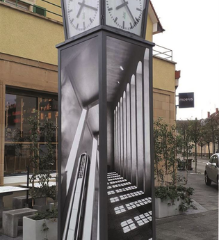 Horst Hamann: Uhrensäule "Schwetzingen by Horst Hamann"