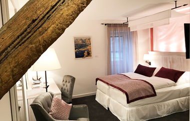 Doppelzimmer mit Himmelbett | © Touristikgemeinschaft Hohenlohe e. V. | Hotel Altes Amtshaus