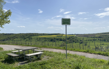 Hügel-Pass "Heiligenbergsee" | © Kraichgau-Stromberg Tourismus e.V.