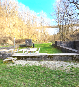 Idyllischer Picknickplatz  bei der Heinzenmühle | Picknickplatz | © Hohenlohe + Schwäbisch Hall Tourismus e. V.