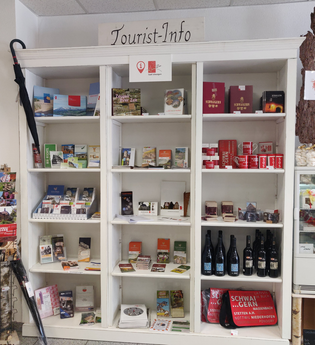 Info-Point Schwaigern mit Souvenir-Shop | © Touristikgemeinschaft HeilbronnerLand
