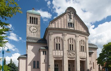 Katholische Kirche "St. Georg" in Hockenheim | © Dorothea Burkhardt