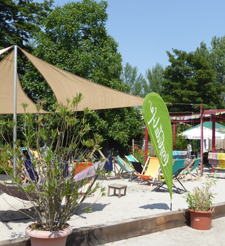 Kiosk und Minigolfanlage am Badesee "Lieblings.kiosk" | © Landratsamt Rhein-Neckar-Kreis