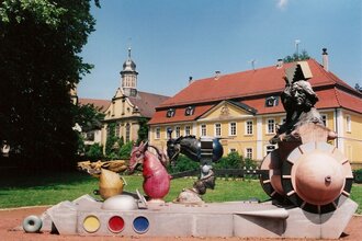 Kunstwerk  Prof. Goertz im Schlosspark Eichtersheim