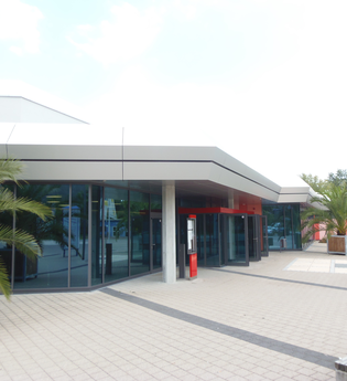 Haupteingang Kurhaus Bad Rappenau | © BTB Bad Rappenau