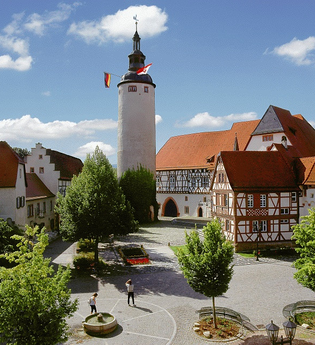 Kurmainzisches Schloss mit Türmersturm und Museum | © Stadt Tauberbischofsheim