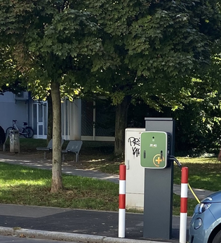 Ladestation Elektrofahrzeuge