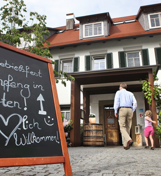 Landhaus Rössle in Veinau: Eingangsbereich | © Hohenlohe Schwäbisch Hall
