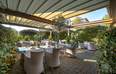 Landhaus Wolf Bistro s´Bähnle in  Schwäbisch Hall: Gartenterrasse | © Hohenlohe Schwäbisch Hall