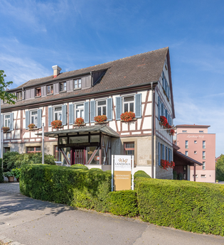 Landhaus Wolf Restaurant Eisenbahn in Schwäbisch Hall: Außenansicht | © Hohenlohe Schwäbisch Hall