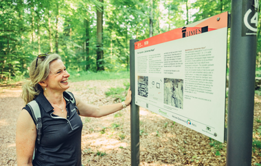 Infotafel auf dem Limes Pfad in Walldürn | Odenwald | © Christian Frumolt