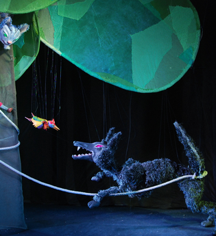 Marionettenspiel mit einem Jungen und einem Wolf | © Touristikgemeinschaft Hohenlohe e. V. | Marionettentheater Das Pendel