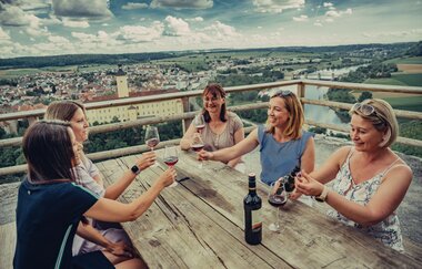 Aussichtsplattform im Gundelsheimer Himmelreich | Michaelsberg Gundelsheim | HeilbronnerLan | © Stadt Gundelsheim