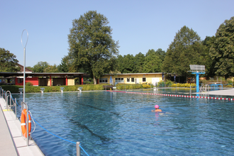 Mineralfreibad Affaltrach | Obersulm | HeibronnerLand | © Gemeinde Obersulm