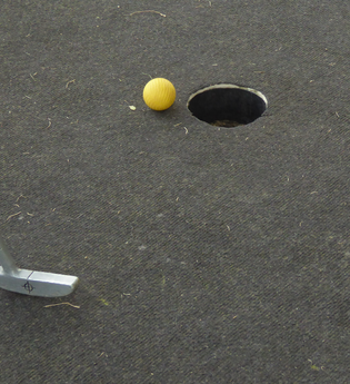 Minigolf auf der Neckarwiese in Ladenburg | © Landratsamt Rhein-Neckar-Kreis