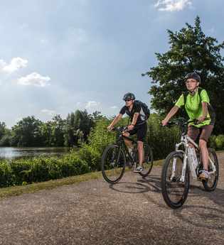 Movelo E-Bike Verleihstation Breitenauer See | © Touristikgemeinschaft HeilbronnerLand e.V.