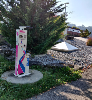 RadService-Punkt am Freibad Neudenau | am Kocher-Jagst-Radweg | HeilbronnerLand | © Touristikgemeinschaft HeilbronnerLand