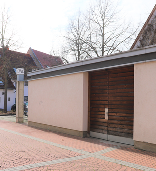 Gebäude der öffentlichen Toilette