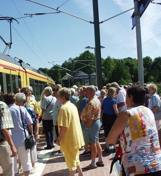 Parkplatz an der S-Bahnhaltestelle Kraichtal-Unteröwisheim Bf | © Land der 1000 Hügel - Kraichgau-Stromberg