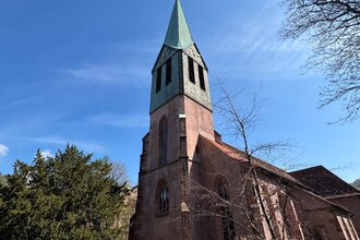Vorplatz und Ansicht Peterskirche | © Heidelberg Marketing GmbH