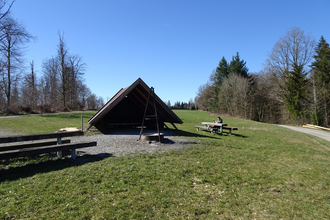 Picknickplatz mit Grillhütte am Büchelberger Grat | © Hohenlohe + Schwäbisch Hall Tourismus e. V.