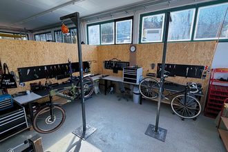 Radwerk Hall GmbH_Innenansicht Fahrradwerkstatt | © Radwerk Hall GmbH