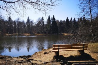Bank mit Ausblick auf See | © Hohenlohe + Schwäbisch Hall Tourismus e. V.