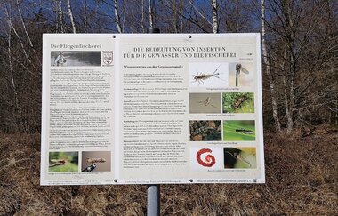 Rastmöglichkeit mit Infotafel | © Hohenlohe + Schwäbisch Hall Tourismus e. V.