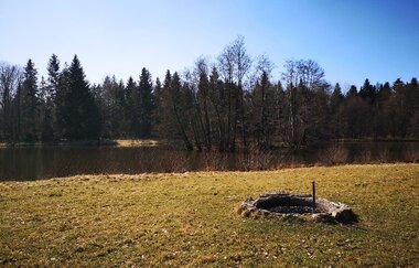 Rastmöglichkeit bei Gaildorf mit Grillstelle | © Hohenlohe + Schwäbisch Hall Tourismus e. V.