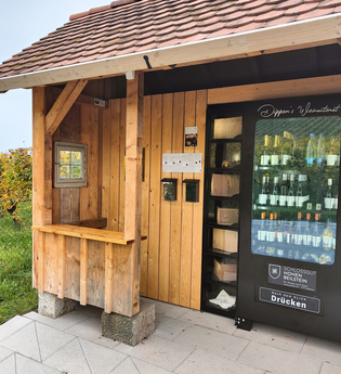 Weinautomat | Regiomat Schlossgut Hohenbeilstein