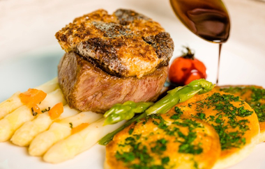 Essen im Restaurant Staufers Bad Wimpfen | © Hotel Neues Tor