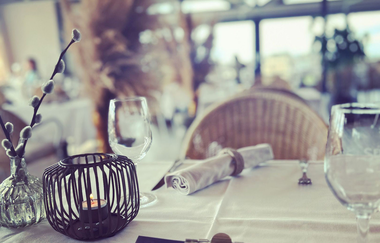 Restaurant Sunset House am Golfplatz Oberrot Frankenberg: Tischdekoration | © Hohenlohe Schwäbisch Hall