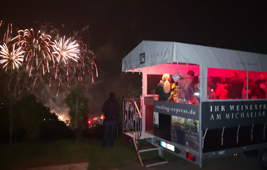 Riesling Express | Planwagen- und Weinbergrundfahrten Cleebronn | HeilbronnerLand | © Helmut Speitelsbach