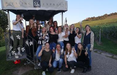 Riesling Express | Planwagen- und Weinbergrundfahrten Cleebronn | HeilbronnerLand | © Helmut Speitelsbach