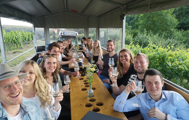 Riesling Express | Planwagen- und Weinbergrundfahrten Cleebronn | HeilbronnerLand | © Helmut Speitelsbach