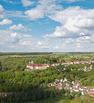 Bartenstein mit Ettenhausen und Schloss | © Hohenlohe Schwäbisch Hall | Rolf Grübel