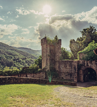 Schloss Hirschhorn / Odenwald | © Touristikgemeinschaft Odenwald e.V.