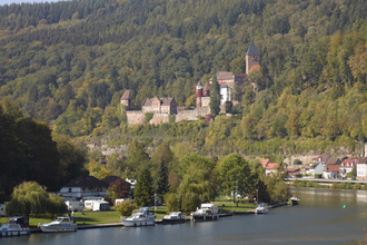 Blick auf Schloss Zwingenberg | © Touristikgemeinschaft Odenwald e.V.