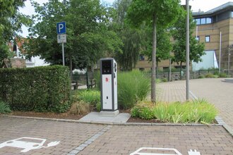 E-Bike Ladestation | Schwaigern Frizhalle | HeilbronnerLand | © Stadt Schwaigern