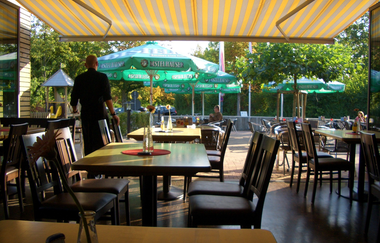 Seerestaurant "Der Grieche" am Breitenauer See | HeilbronnerLand | © Seerestaurant "Der Grieche"