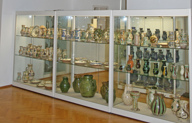 Blick in den Wappensaal mit Schaudepot Keramik | Siebenbürgisches Museum | Gundelsheim | HeilbronnerLand | © Siebenbürgisches Museum